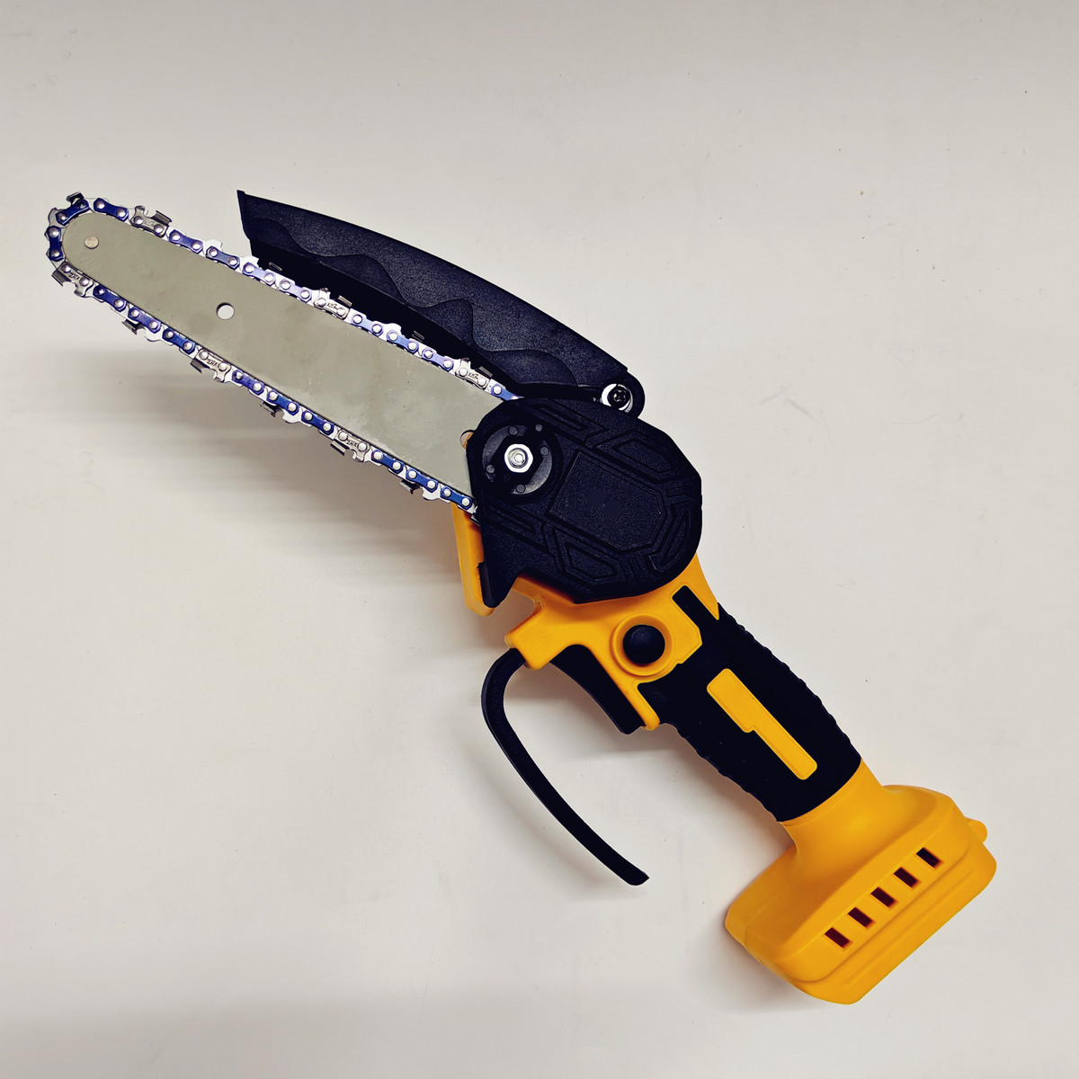 Pasuje do akumulatorowej piły  – Mini Electric Chainsaw 6 Inch recenzja i cena